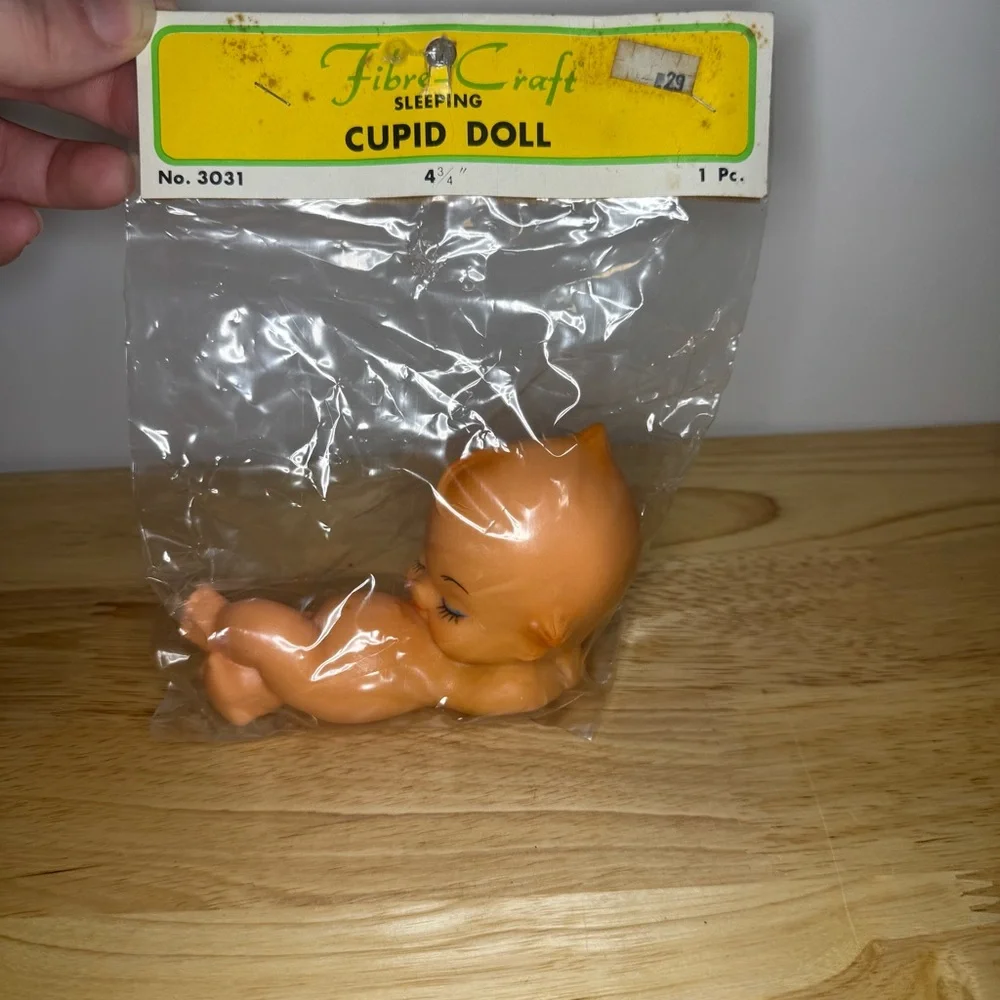 Lot of 2 VTG Fibre Craft Sleeping Cupid Dolls #3031 Nostalgic Kitsch Angelic
